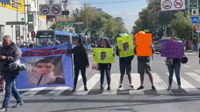 Exigen justicia para Luis con bloqueo en Eje Central Lázaro Cárdenas