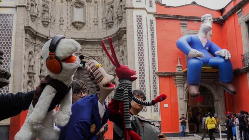 31 Minutos en el Museo Franz Mayer: así reaccionaron los personajes al ver la mercancía pirata afuera de su exposición en CDMX