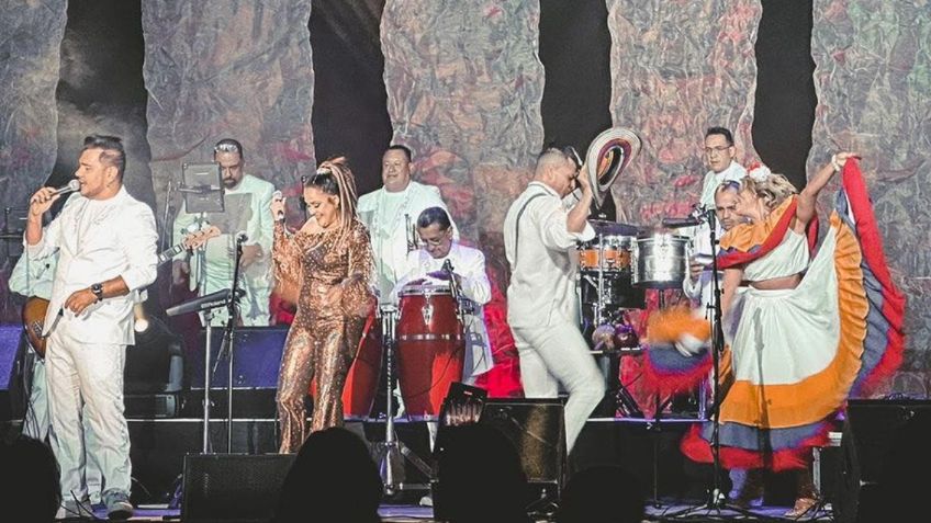 VIDEO: La Sonora Dinamita sorprende al no aparecerse en la celebración del PAN en el Ángel de la Independencia