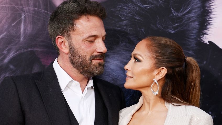 Jennifer López y Ben Affleck intensifican rumores de separación con incómodo beso en público