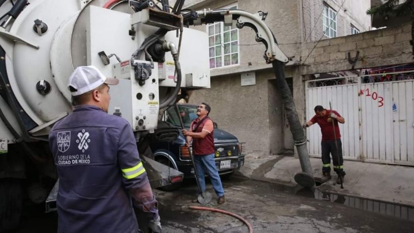 Como acción preventiva a inundaciones, Venustiano Carranza ha desazolvado más de 83km de drenaje