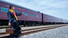 "La Emperatriz" llega a México: Fan se viste de Harry Potter para recibir a la histórica locomotora