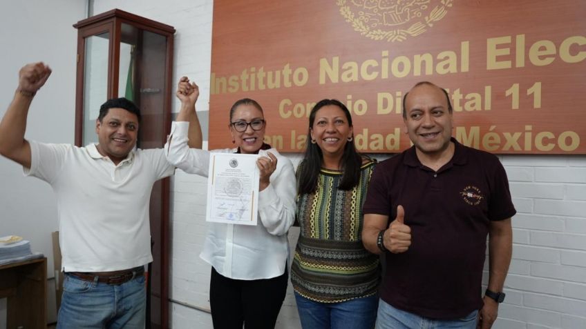 Recibe Elena Segura, constancia de mayoría como diputada federal electa