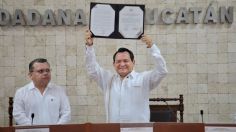 Recibe "Huacho" Díaz constancia de mayoría y ya es gobernador electo de Yucatán