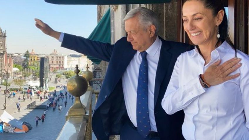 Sheinbaum recuerda foto junto a AMLO en el balcón de Palacio Nacional