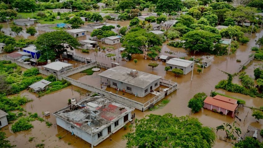 Se inunda 70% de la población de San Francisco del Mar, Oaxaca, por desbordamiento de río Ostuta