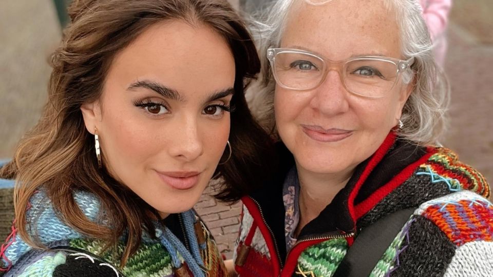 Gala Montes tenía una relación muy cercana con Crista Montes, pues la también cantante solía compartir fotos y videos junto a su mamá de lo bien que se la pasaban juntas