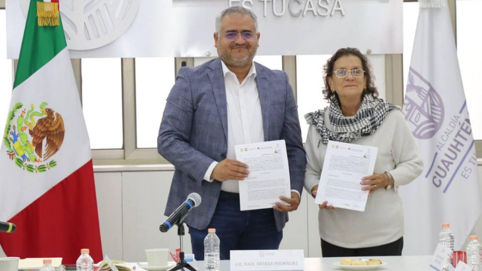 Firma por el Atlas de Riesgo elaborado por la Secretaría de Protección Civil