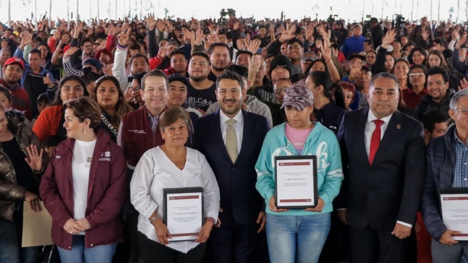 El secretario de Desarrollo Económico, Fadlala Akabani Hneide, resaltó que 65 por ciento de los apoyos se han otorgado a mujeres emprendedoras.