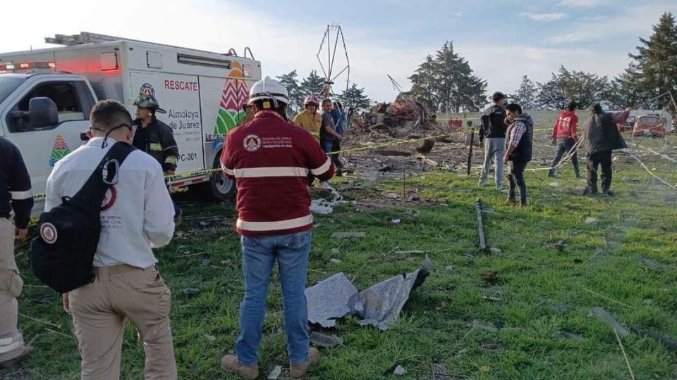 Elementos de Protección Civil trabajaron en la zona del siniestro.