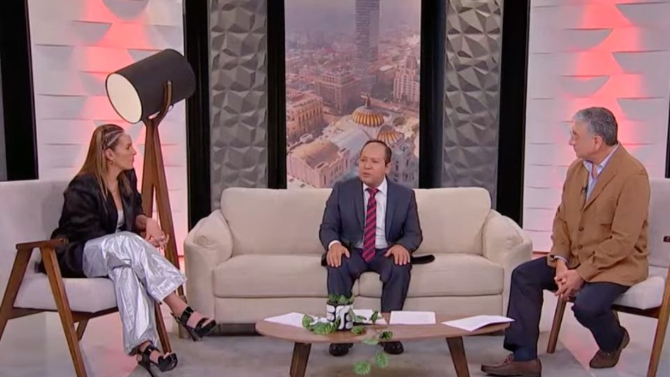 Julio César Cervantes, presidente de la Consar, es entrevistado en el programa 'Esta Mañana con Alejandro Cacho y Paulina Greenham'