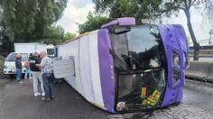 Camión de transporte público vuelca en la México-Querétaro y deja varios heridos; a la altura de Cuautitlán Izcalli