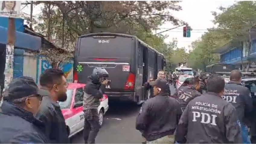 VIDEO: se registra fuerte enfrentamiento en Azcapotzalco por desalojo de predio