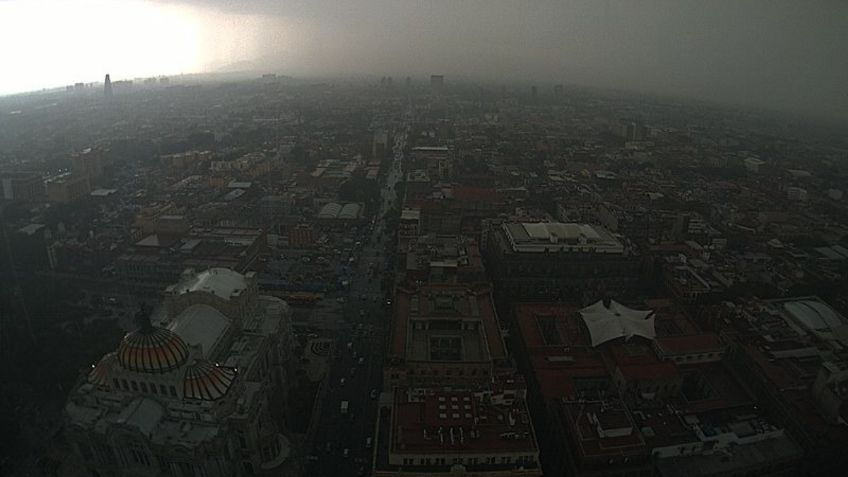 Cielo negro, intensas lluvias y granizo se registran este viernes 19 de julio en 3 alcaldías de CDMX