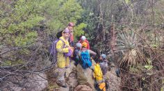 Senderistas quedan atrapados en sierra de San Luis Potosí tras romperse sus cuerdas: así los rescataron