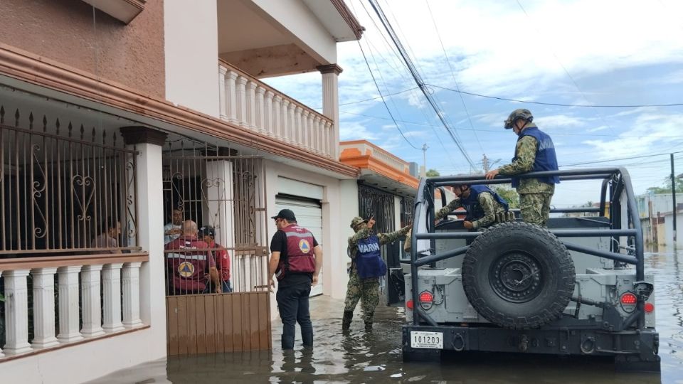 Ante el posible impacto del huracán Beryl se activó el Plan Marina en su Fase de Prevención en los Mandos Navales del litoral del Golfo de México con sede en los estados de Quintana Roo, Yucatán, Campeche, Tabasco, Veracruz y Tamaulipas.