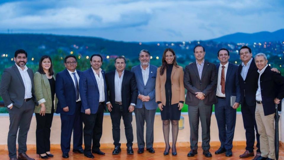 Los líderes del sector empresarial de San Miguel de Allende, Guanajuato capital, León, Celaya, Salamanca e Irapuato sostuvieron una reunión en la que hablaron sobre las líneas de trabajo