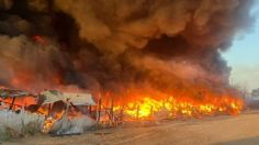 VIDEO fuerte incendio calcina naves industriales en Tijuana