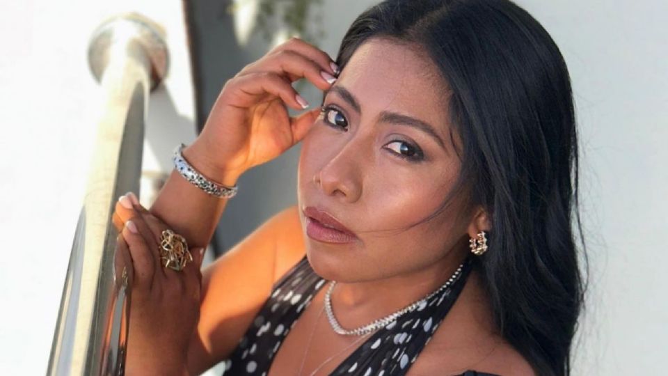 Yalitza Aparicio demostró que los looks deportivos pueden ser elegantes.