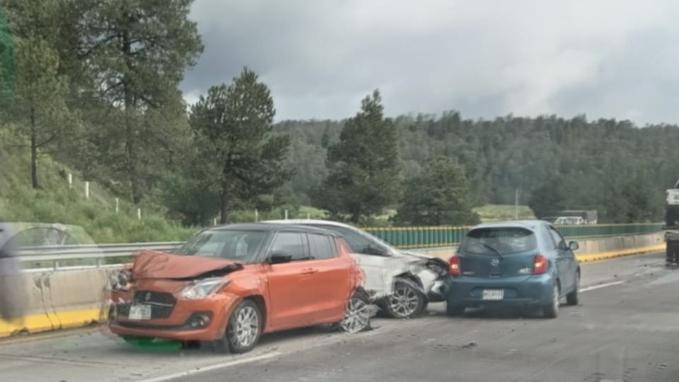 El percance vial hizo que la circulación se hiciera más lenta.