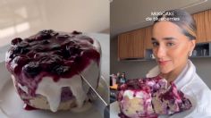 Mug cake de blueberries, te enseñamos a preparar la receta viral de menos de 5 minutos que es alta en proteína