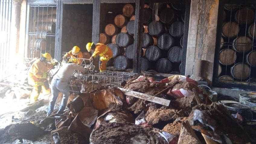 Hallan a otra víctima tras explosión en tequilera de Jalisco, suman 6 muertos