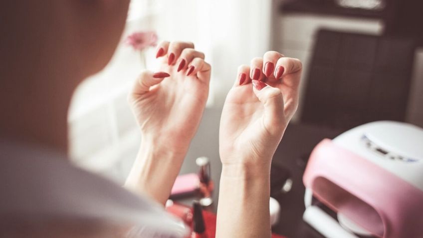 Uñas: el truco para ahorrar dinero en manicura que cada vez más mujeres usan