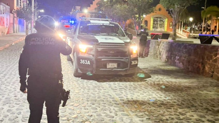 Encuentran a pareja enterrada en el patio de una en casa en Querétaro; vinculan a proceso a dos presuntos responsables