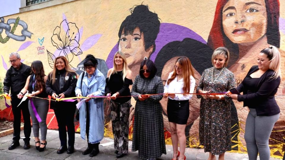 El mural que, fue realizado en diciembre del año pasado por la artista plástica Karen Arias Atilano, es una representación visual de la fuerza femenina