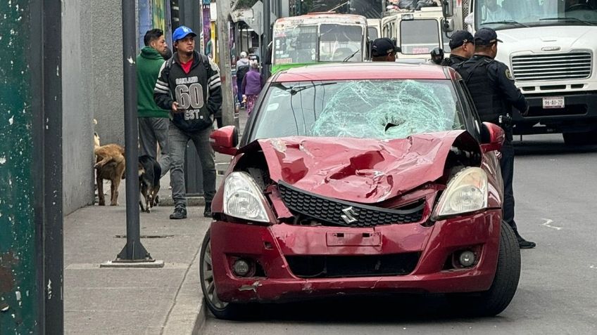 Mujer pierde la vida y su hijo resultó lesionado al ser atropellados en Iztapalapa