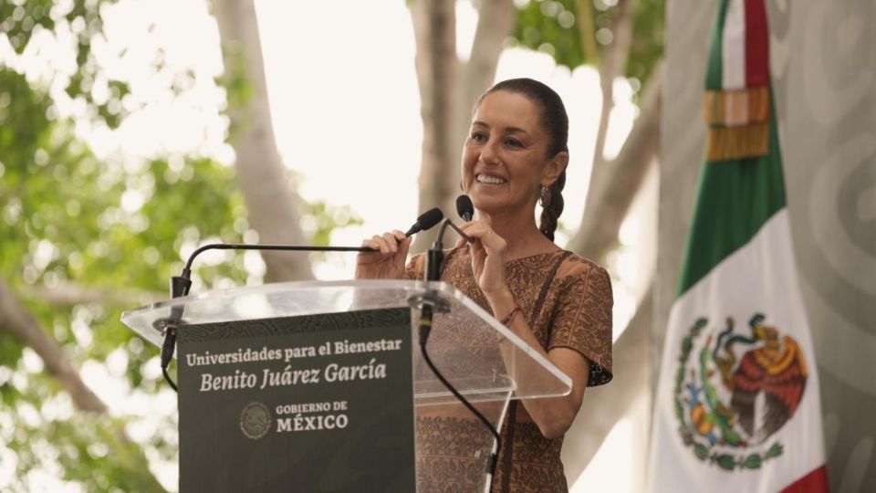 La virtual presidenta electa agradeció la generosidad del presidente López Obrador por hacer de la transición entre gobiernos un momento histórico al mostrarle los proyectos y obras personalmente.