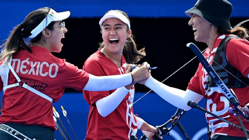 Las mexicanas Alejandra Valencia, Ana Vázquez y Ángela Ruiz de tiro con arco pasan a semifinales tras derrotar a Alemania en París 2024