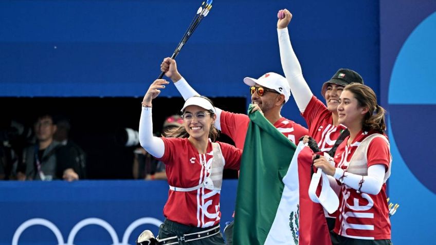 Celebran AMLO y Sheinbaum primera medalla de México en París 2024