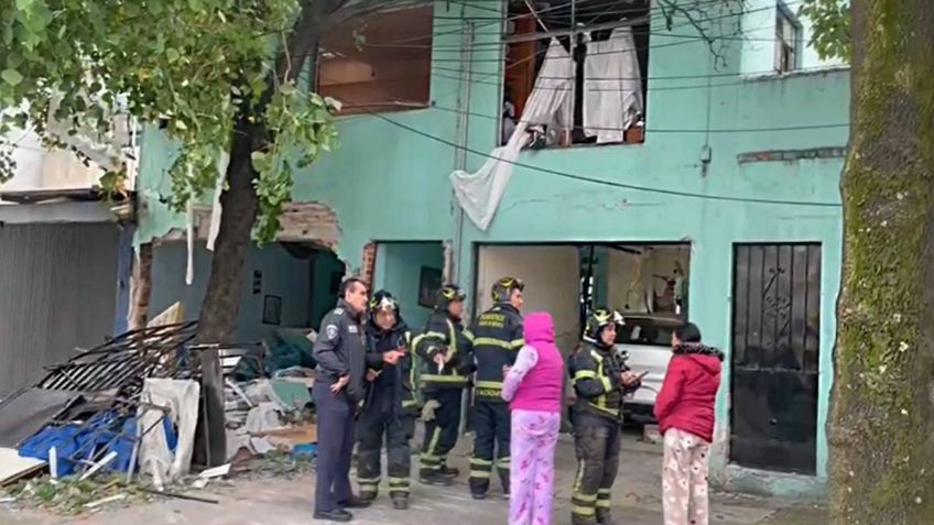 VIDEO: explota tanque de gas en una casa de San Pedro de los Pinos en Benito Juárez