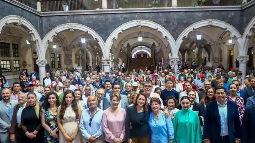 Tere Jiménez inaugura jornada jurídica para adultos mayores