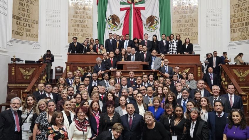 Develan con letras de oro al PJCDMX en el congreso local, cuyos diputados emiten la declaratoria de vigencia del CNPCyF