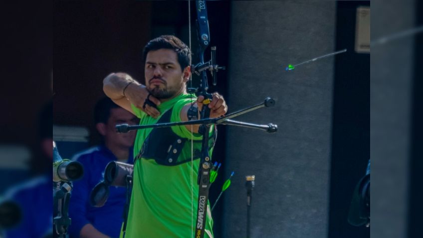 Cae Bruno Martínez en la primera ronda de tiro con arco varonil