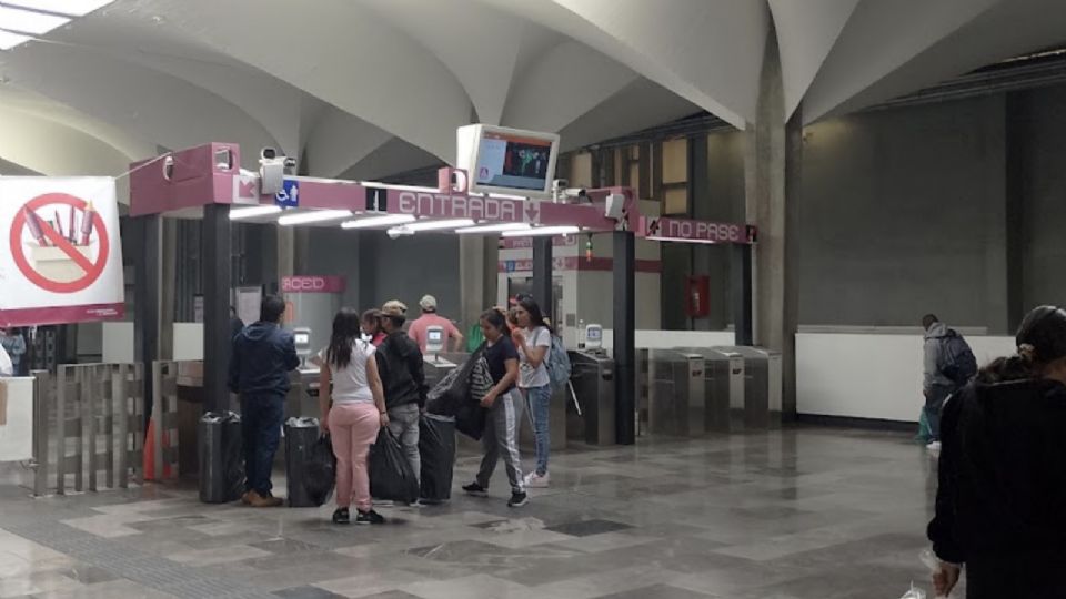 El ataque ocurrió en las inmediaciones de la estación de la Línea 1.