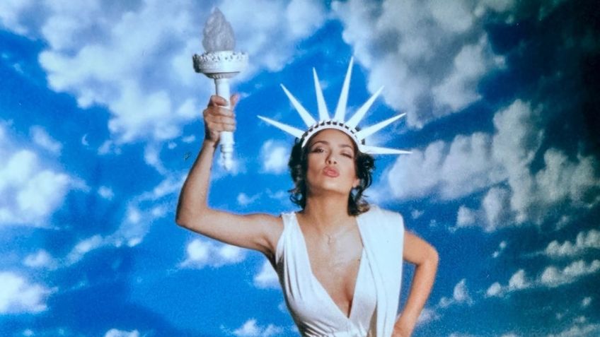 Salma Hayek se suma a los festejos del 4 de julio vestida de la estatua de la Libertad: FOTO