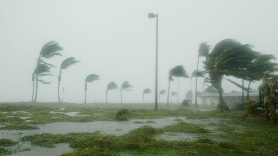 Un huracán categoría 5 puede alcanzar rachas de viento superiores a los 250 km/h.