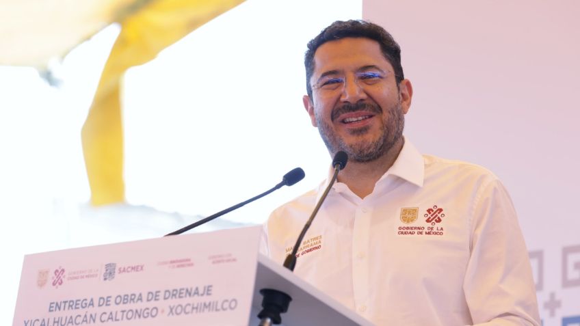 Martí Batres entrega obra de drenaje en Xicalhuacán, beneficiará a 40 mil familias