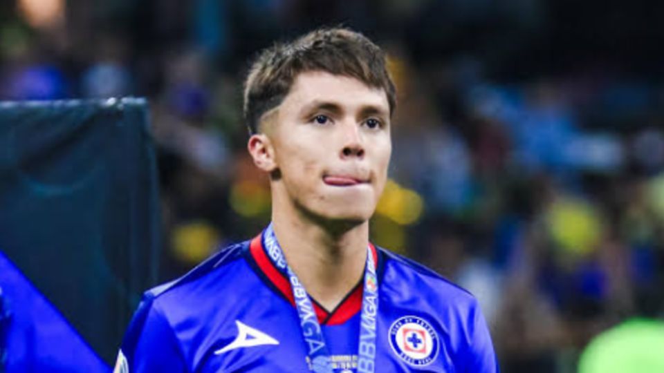 Rodrigo Huescas será demandado por Cruz Azul