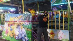 Falla en juego mecánico deja atrapados a niños en feria de Apodaca