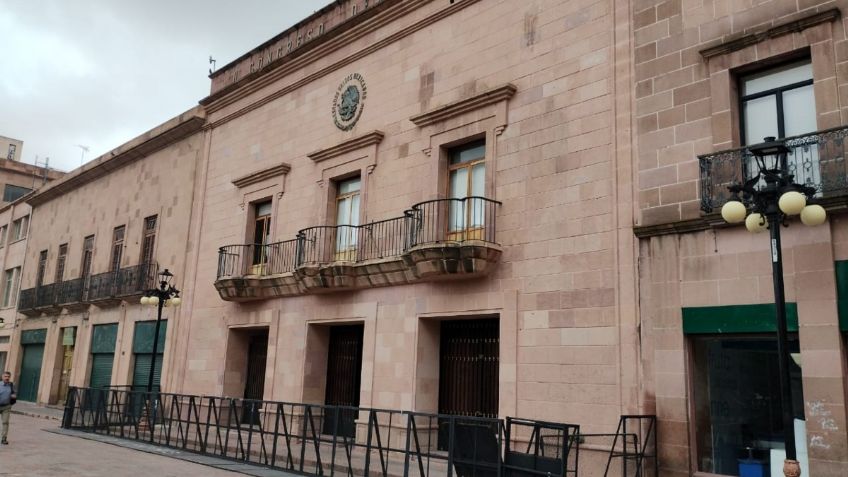 Asaltan a empleados del Congreso de San Luis Potosí mientras el Pleno sesionaba; vacían bolsos