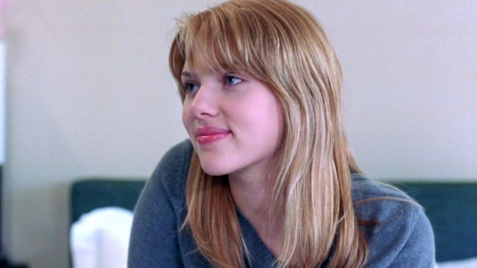 Scarlett Johansson interpreta a la joven Charlotte.