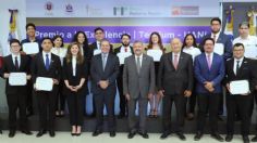 Entregan Premio a la Excelencia Ternium a 14 talentos de la UANL