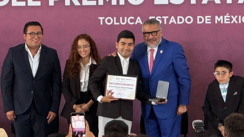 Reconoce gobierno de Delfina Gómez a 30 jóvenes; representan el cambio generacional para lograr un estadio de progreso