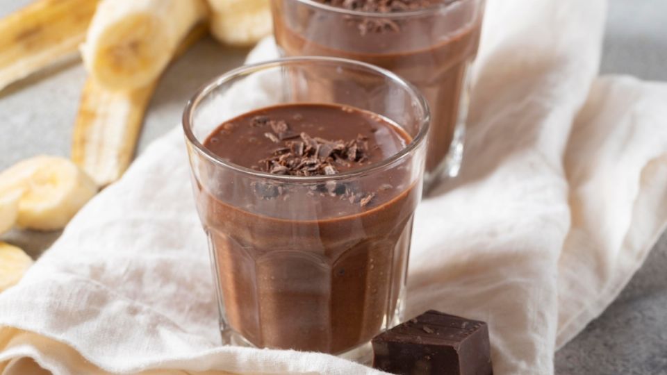 Son 5 los ingredientes necesarios para preparar este rico batido de chocolate.