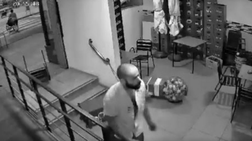 VIDEO: cliente armado genera pánico en un bar tras tener un conflicto con el dueño