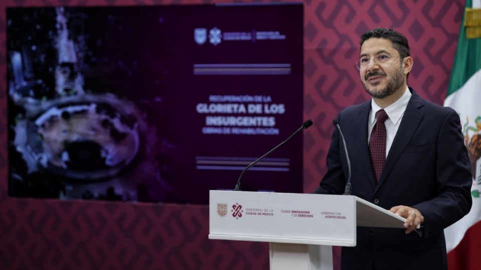 El jefe de Gobierno, Martí Batres Guadarrama, habla sobre la rehabilitación de la Glorieta de los Insurgentes.